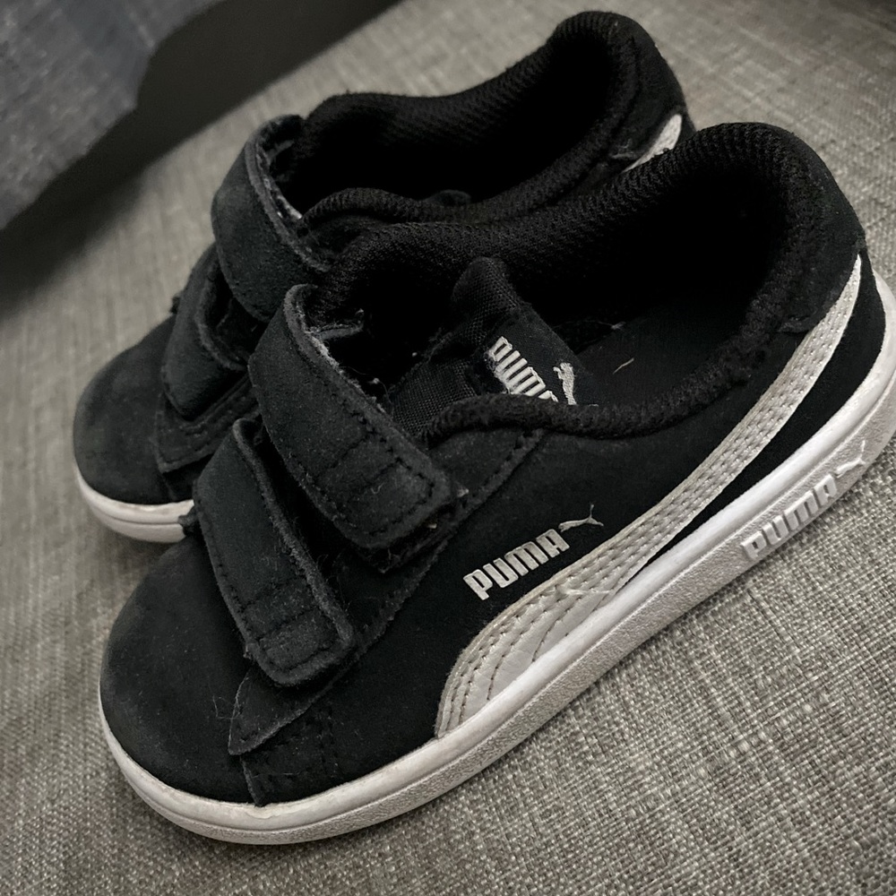 Puma shoes, 9C